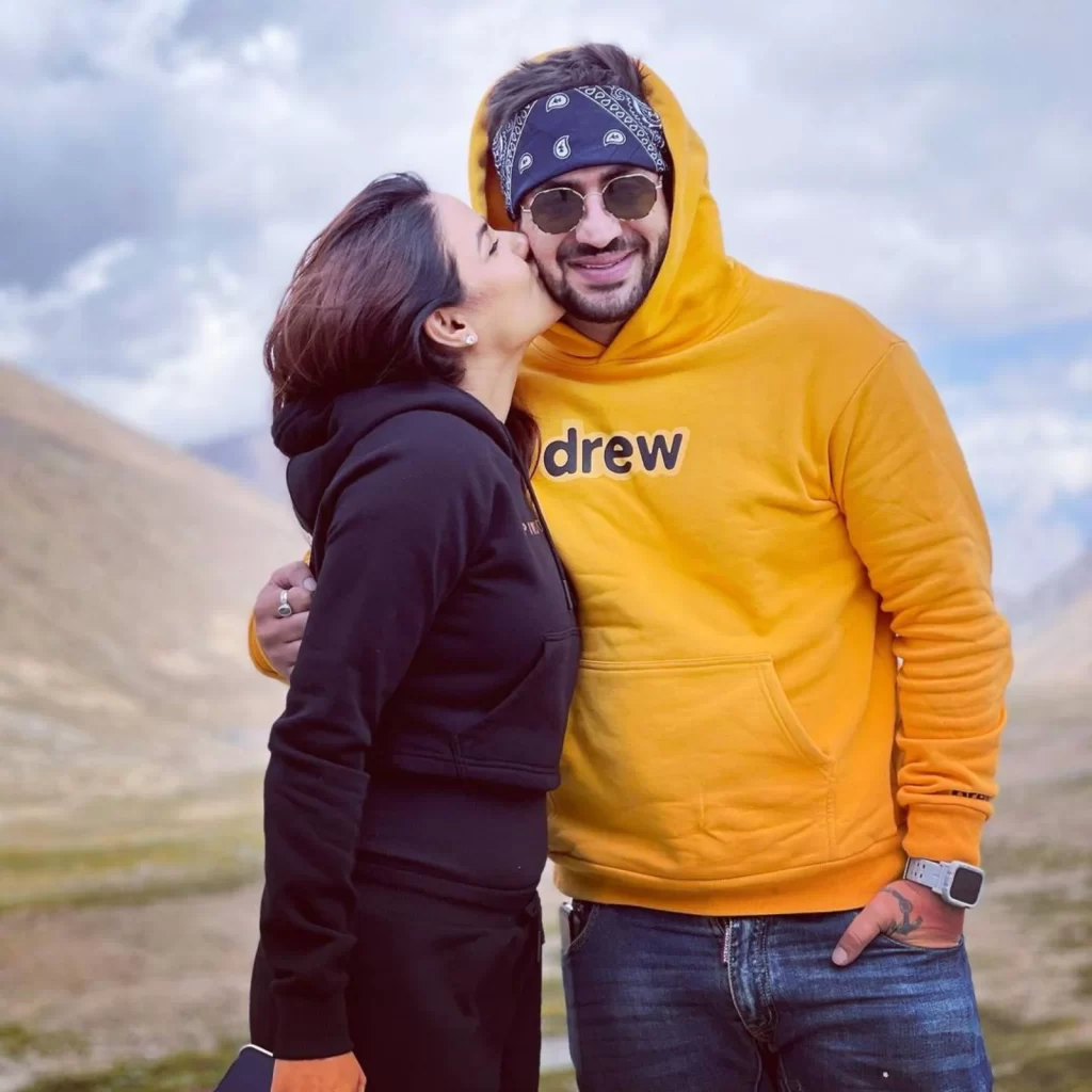 Jasmin Bhasin & Aly Goni
