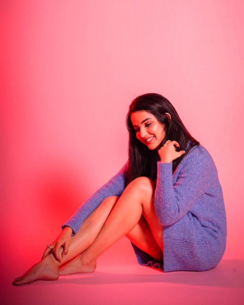 Jasmin Bhasin 