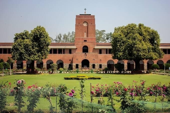 delhi university