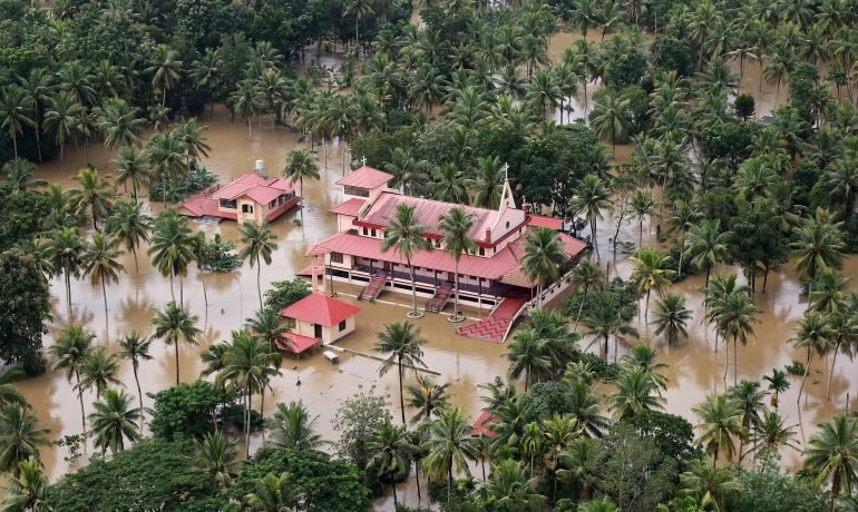 LANDSLIDES IN KERALA | MORE THAN 100 DEAD 150 LANSDSLIDE