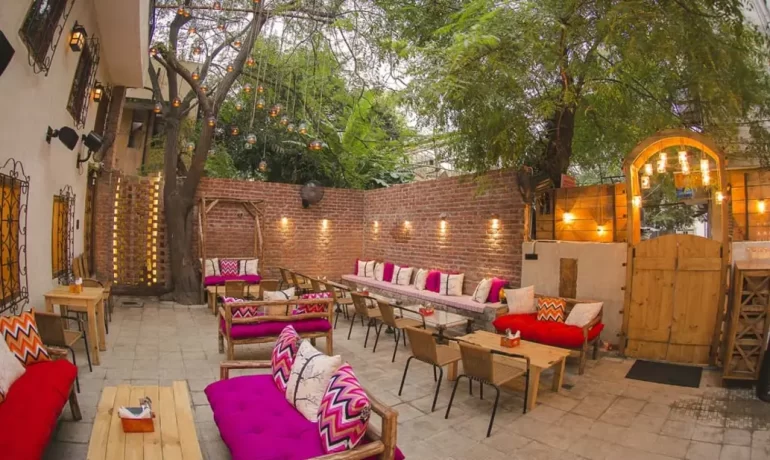 10 BEST CAFES IN DELHI | HIDDEN GEMS 335 cafe featured