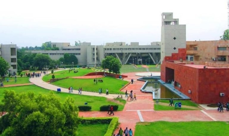 Top 5 Colleges in Delhi NCR | Best Colleges 401 top 5 - featured image